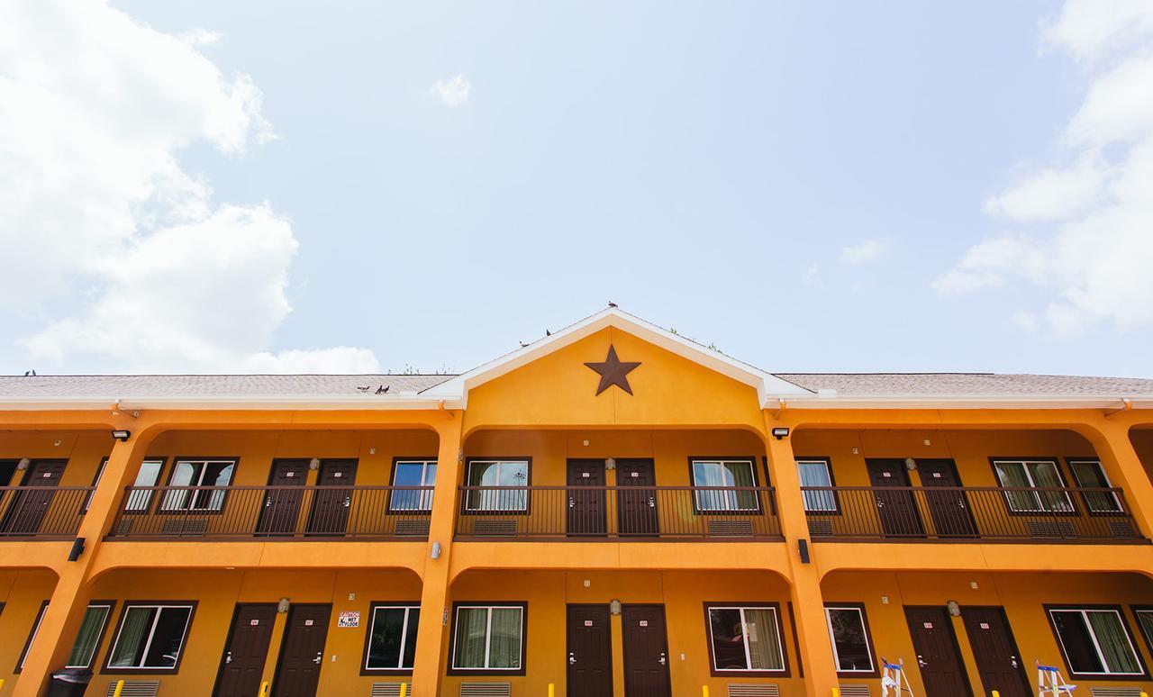 Moonlight Suites - Houston/George Bush Int'L Airport Exterior foto