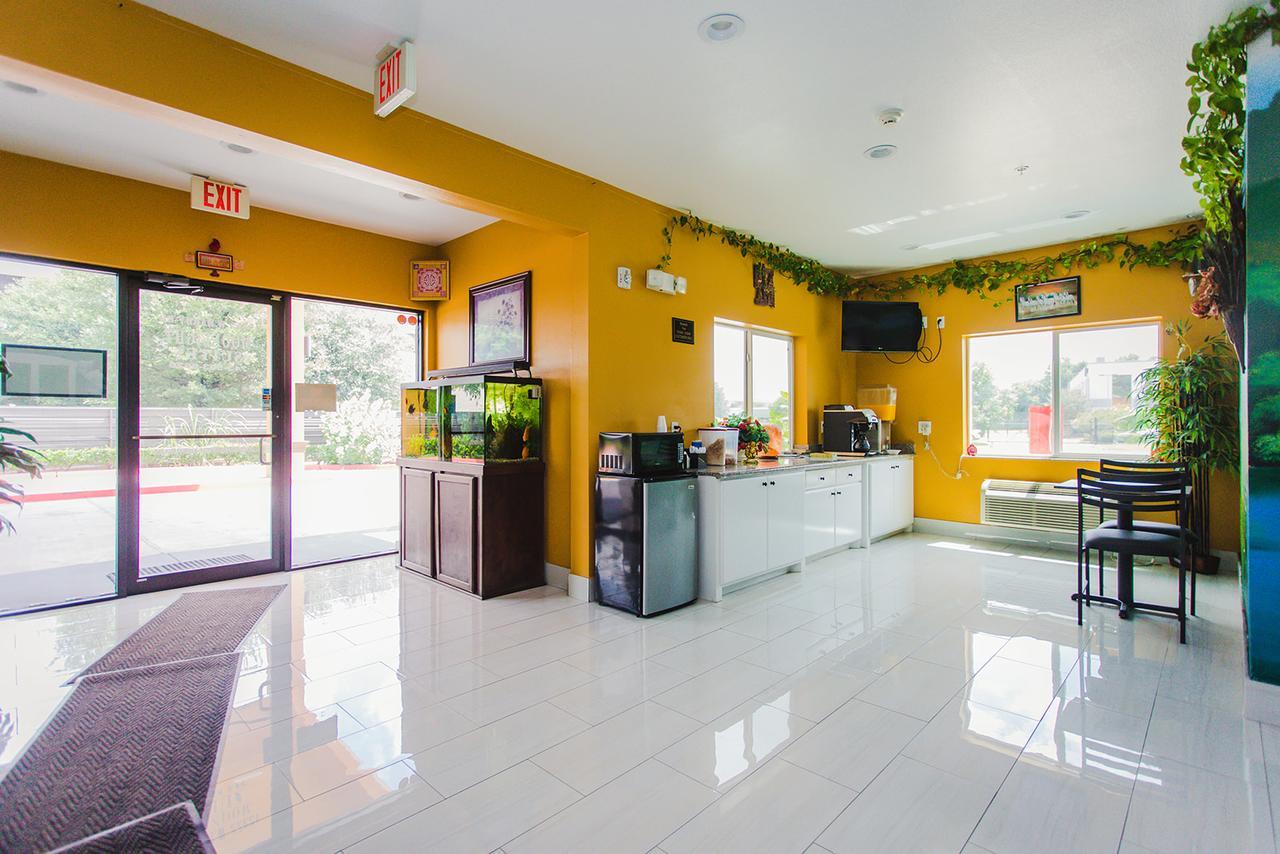 Moonlight Suites - Houston/George Bush Int'L Airport Exterior foto
